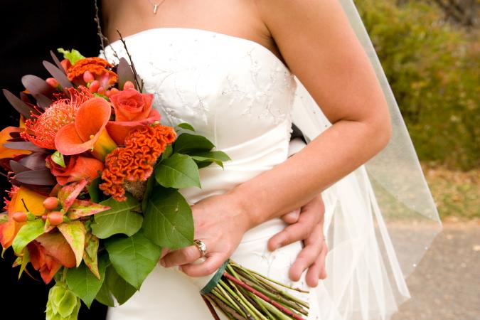 Bride and Groom fall/autumn wedding