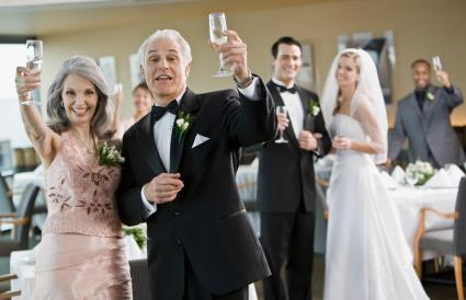 Sample Wedding Day Toasts To Make It Memorable Lovetoknow