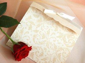 Classic invitation with ribbon accent