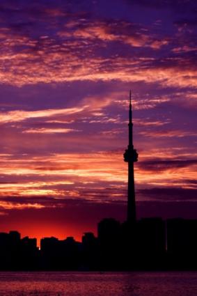 Photo of a romantic skyline in Toronto, Canada