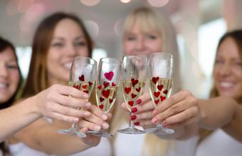 DIY Decorated Champagne Flute Ideas