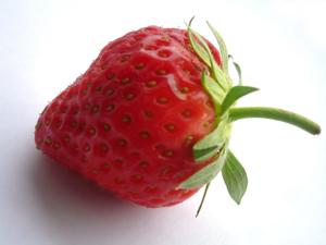Strawberry_wine.jpg