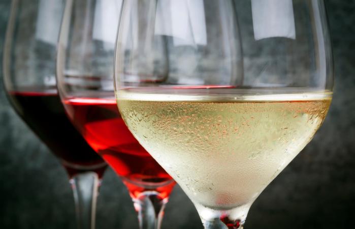 wine glasses