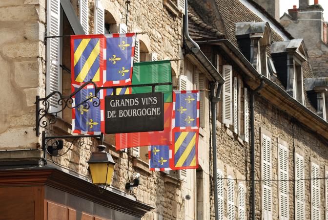 Grand vins de Bourgogne sign