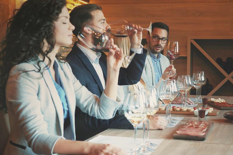 How to Use a Wine Tasting Wheel LoveToKnow