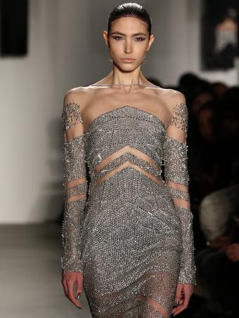 https://cf.ltkcdn.net/womens-fashion/images/slide/198542-638x850-holiday6_sparklecrop.jpg