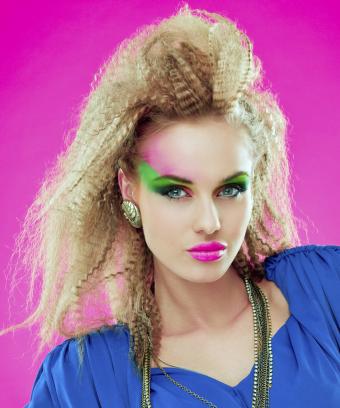 80's crimped hairstyle trend is here to stay