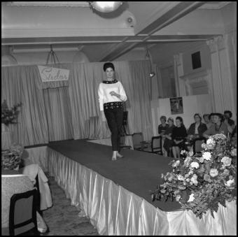Harrop Brothers Fashion Parade, Newcastle 1960