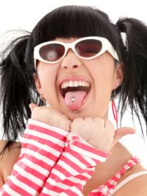 Girl dressed in Cyndi Lauper-style fashion