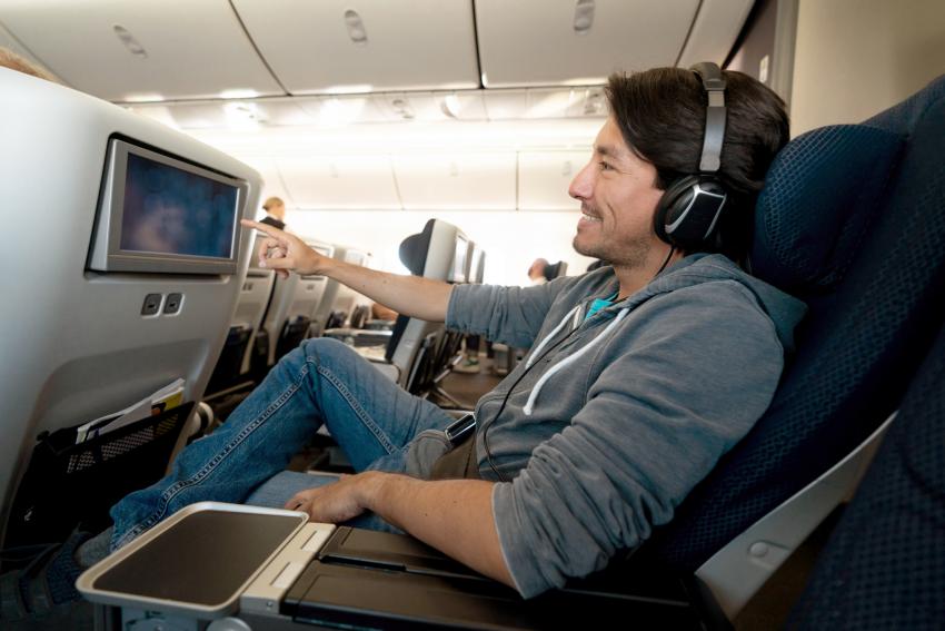 Don't Wing It Use These 15 Airplane Etiquette Tips Every Time You Fly