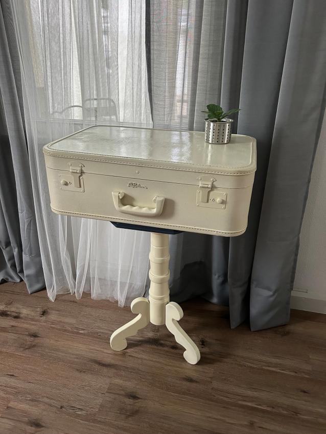 10 Creative Painted Nightstand Ideas for the Sweetest Dreams LoveToKnow