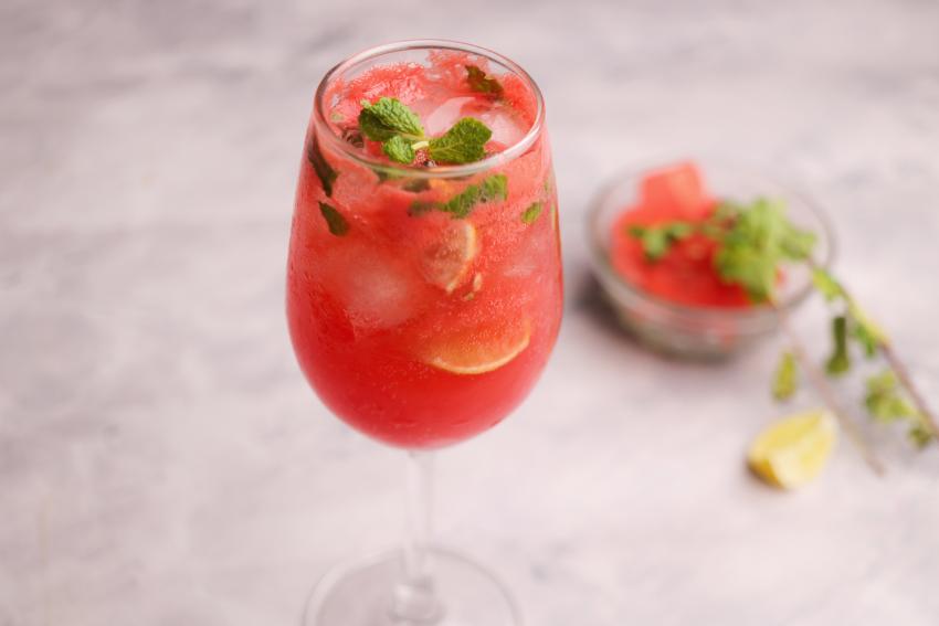 Red Wine Cocktails 7 Luscious Crimson Concoctions LoveToKnow