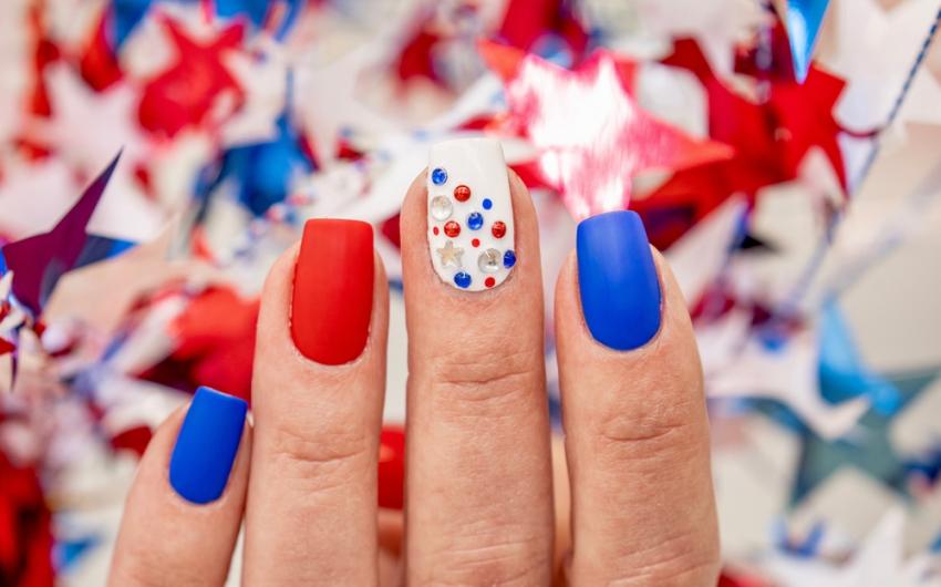 7 Memorial Day Nail Ideas MustTry Manis That Salute Summer LoveToKnow