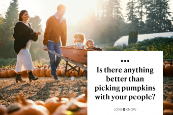 Is there anything better than picking pumpkins with your people? 