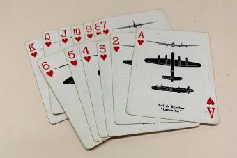 https://cf.ltkcdn.net/www/images/slide/360801-850x566-WWII-Spotter-Playing-Cards.jpeg