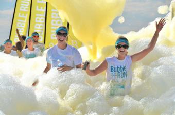 https://cf.ltkcdn.net/www/images/slide/360858-850x563-bubble-run_1383988733.jpg