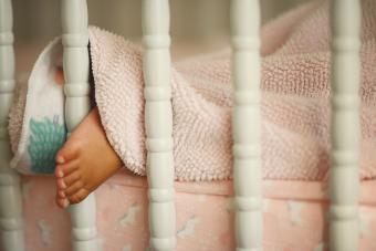 https://cf.ltkcdn.net/www/images/slide/360869-850x566-sleeping-baby_2625174359.jpg