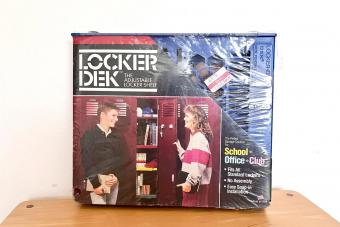 https://cf.ltkcdn.net/www/images/slide/360895-850x566-vintage-1990s-nos-locker-dek.jpeg