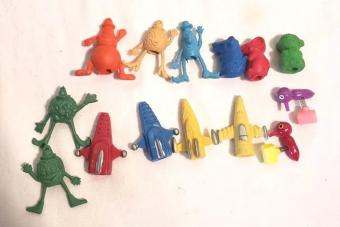 https://cf.ltkcdn.net/www/images/slide/360899-850x566-vintage-1970s-pencil-toppers.jpeg