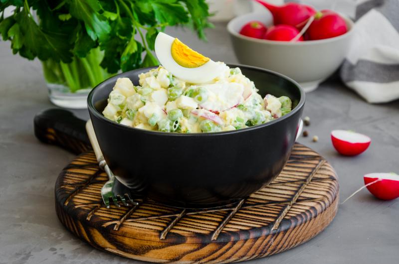 Potato Salad With Peas Recipe That'll Steal the Picnic Spotlight | LoveToKnow